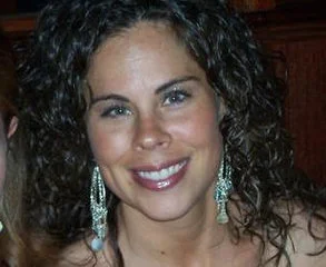 Amy R